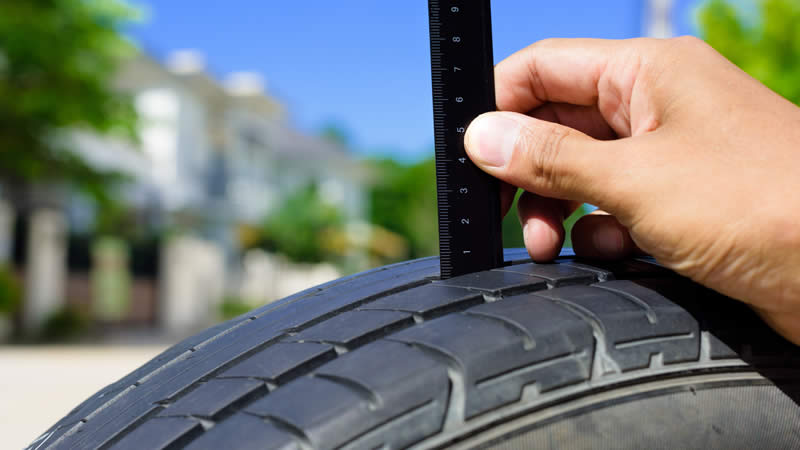 Kia - kontrola hloubky dezénu Kia - kontrola hloubky dezénu