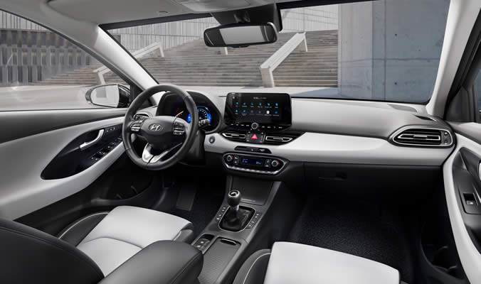 Hyundai i30  Fastback 2020- Interiér 