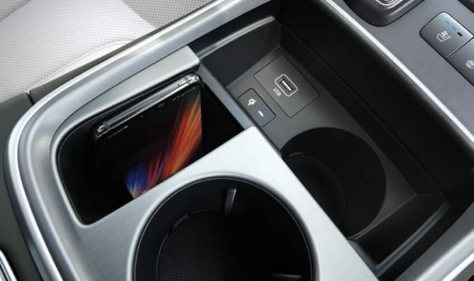 hyundai santa fe plug in hybrid 2021 bezdratove nabijeni
