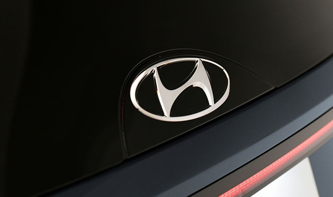 Hyundai TUCSON Plug-in Hybrid 2020 - Skleněné logo