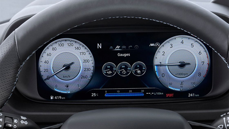 Hyundai i20 N - 10,25″ digitální přístrojový panel