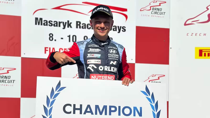 Hyundai Janík Motorsport hyundai pohar tcr eastern europe 03 800