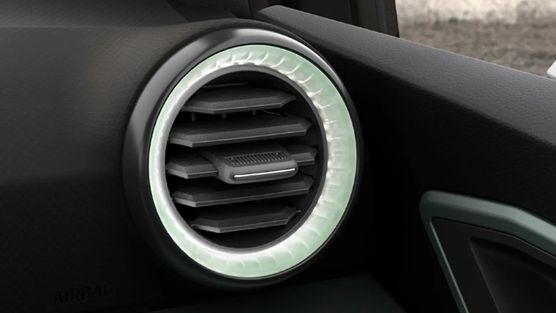 LED osvětlený výdech klimatizace vozu SEAT Arona