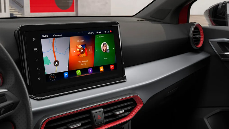 Full Link na dotykové obrazovce vozu SEAT Ibiza
