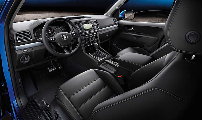 vw amarok sedadla