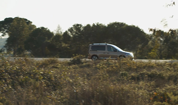 vw caddy california asistent manevrovani