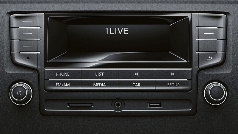 vw crafter skrinovy vuz radio 1