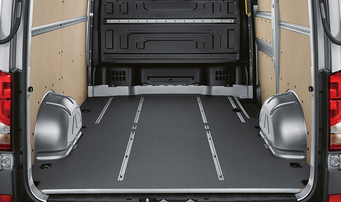 Volkswagen e-Crafter - Podlaha