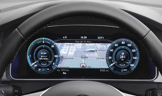 Volkswagen e-Golf - Active info display