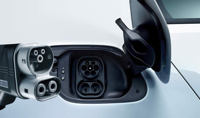 Volkswagen e-Golf - zásuvka