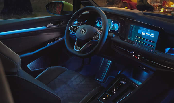 Volkswagen Golf 8 eHybrid- Ambientní osvětlení