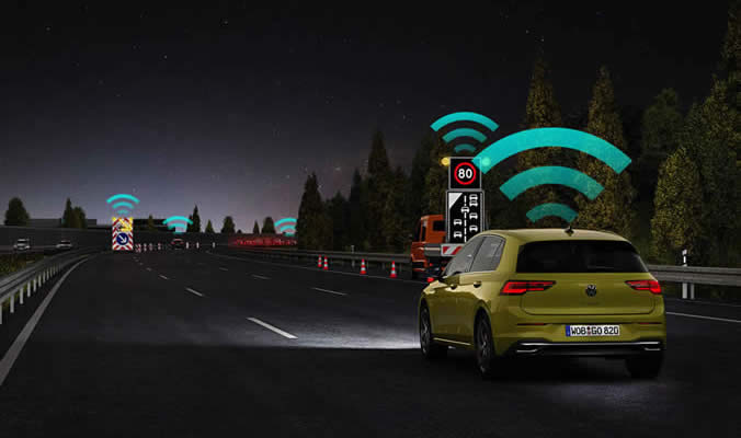 Volkswagen Golf 8 eHybrid - Car2X