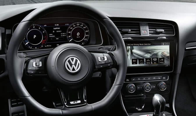 Volkswagen Golf R Variant Podvozek DCC