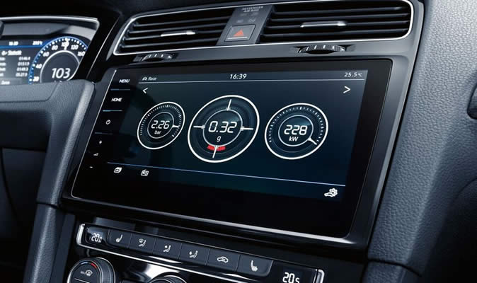 Volkswagen Golf R Variant sport HMI