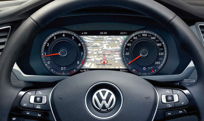 Golf alltrack active info display