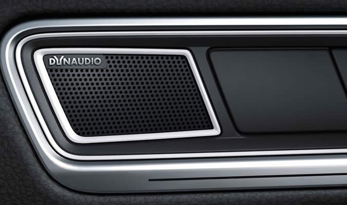 VW Golf Alltrack - Dynaudio