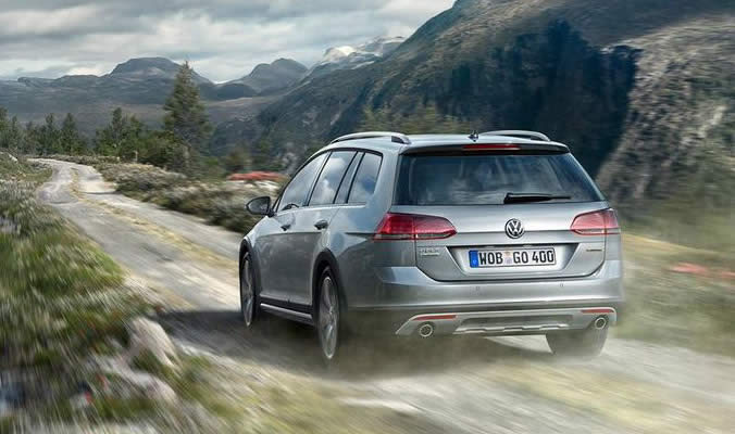 golf alltrack off road