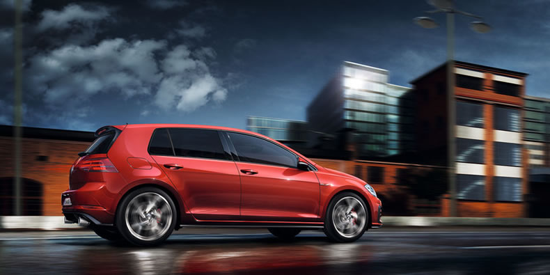 Volkswagen Golf GTI "Performance" Volkswagen Golf GTI "Performance"