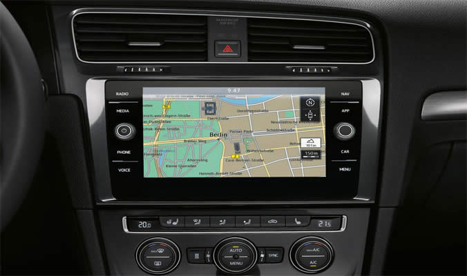 vw golf r variant navigacni system