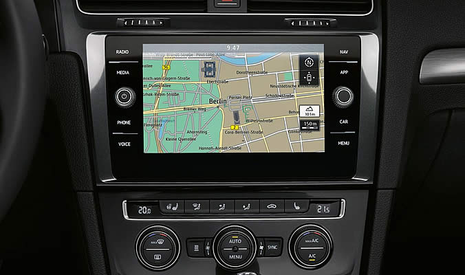 vw golf r navigace