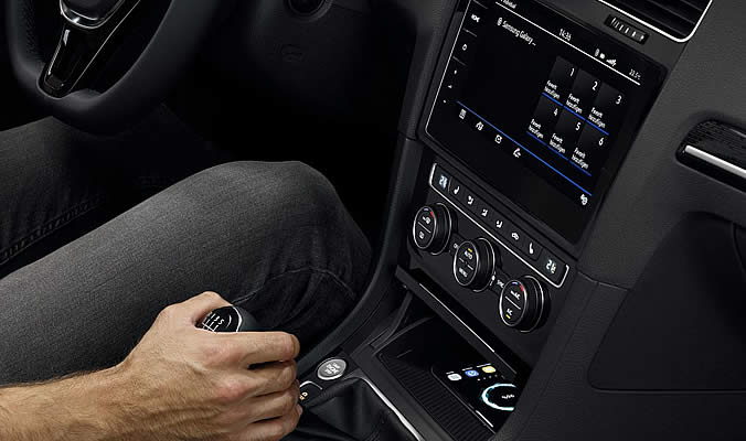 vw golf r telefonovani