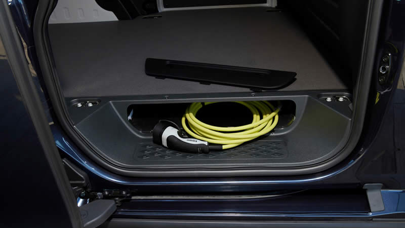 vw id buzz cargo kabijeci kabel 800