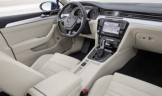 Volkswagen Passat GTE Variant
