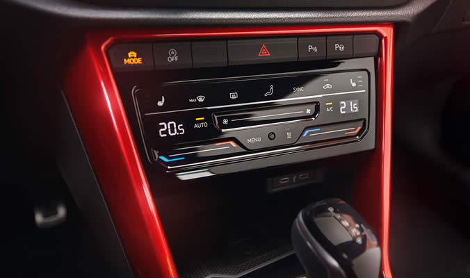 Volkswagen T-Roc Cabriolet - Klimatizace
