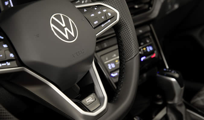 Volkswagen T-Roc Cabriolet - Multifunkční volant