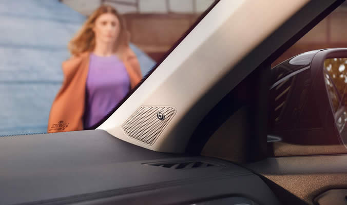 Volkswagen T-Roc Cabriolet - Sound systém BeatsAudio