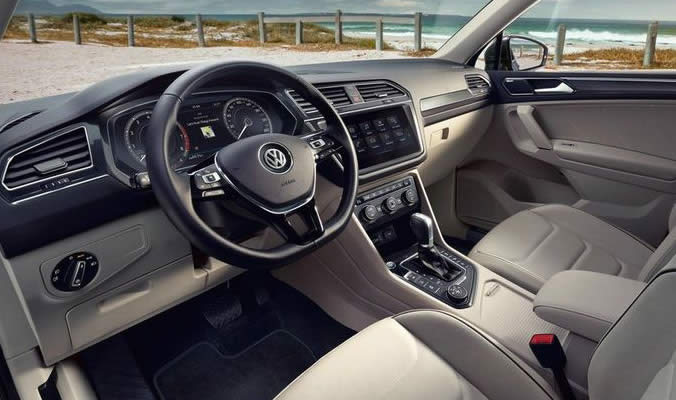 Volkswagen Tiguan Allspace - Interiér