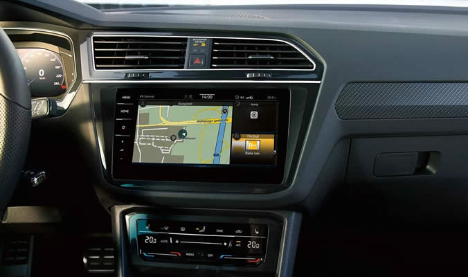Volkswagen Tiguan e-Hybrid 2020 - Navigační systém Discover Pro
