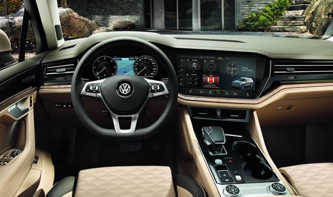 Volkswagen Touareg eHybrid - Innovision Cockpit