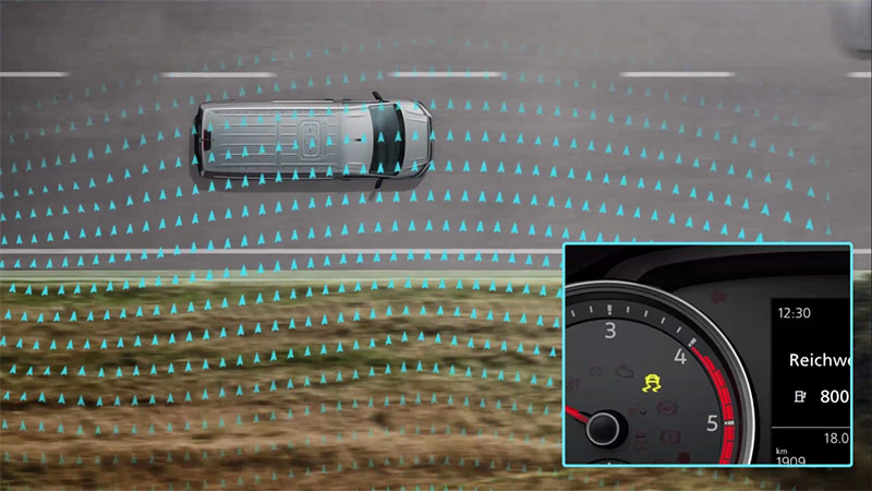 vw crafter skrinovy vuz asistent kompenzaci bocniho vetru