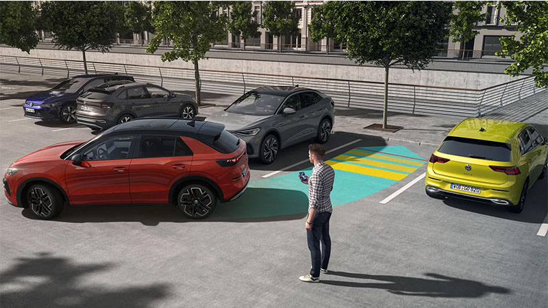 Volkswagen T-Roc asistenční systémy