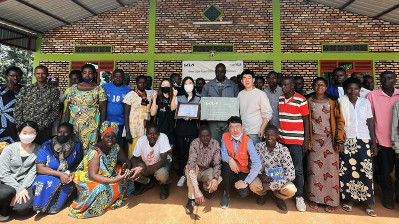 kia projekty green light ve vietnamu a rwande 01