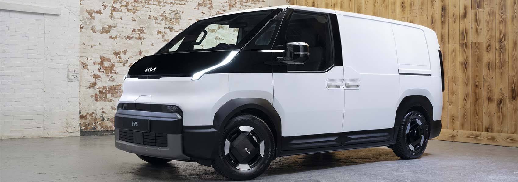 Kia PV5 Užitková verze v bílé variantě