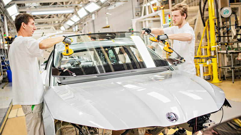 Nová ŠKODA OCTAVIA sériová výroba