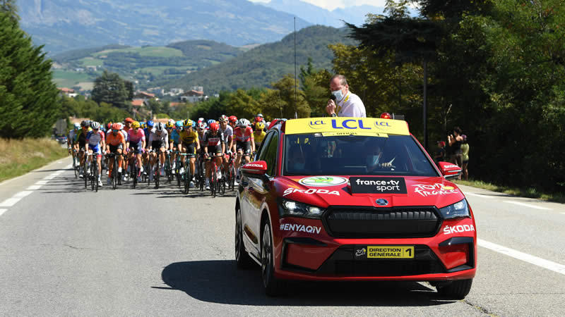 skoda enyaq iv partnerem tour de france 02