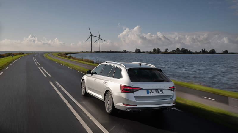 skoda superb iv combi oceneni