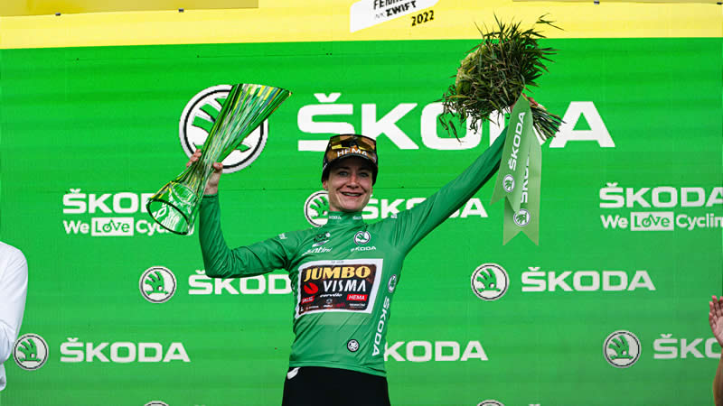 ŠKODA - Marianne Vos převzala zelenou trofej