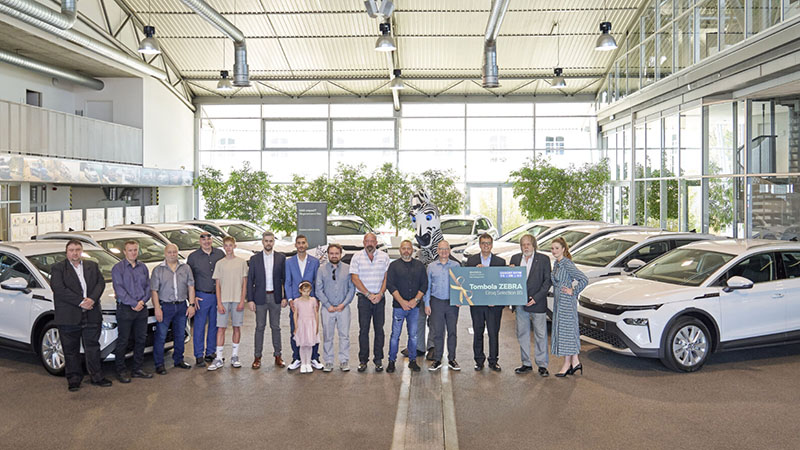 Zaměstnanci Škoda Auto převzali deset elektromobilů Elroq