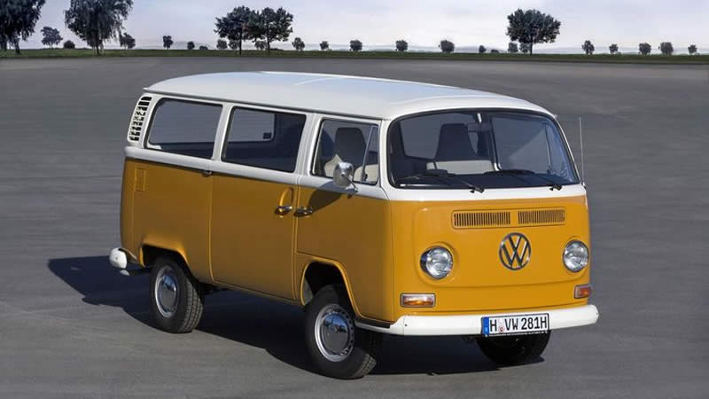 První Volkswagen Transporter - alias Bulli, Kombi, VW Bus nebo také Microbus 