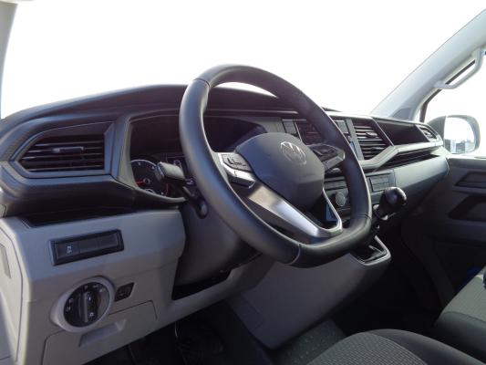 Volkswagen Transporter 6.1 Kombi