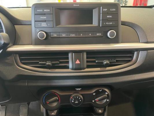 Kia picanto внутри