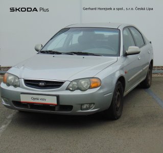 Kia Shuma .1,6i / 75kw
