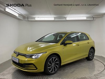 Volkswagen Golf LIFE 1,5 TSI 6G
