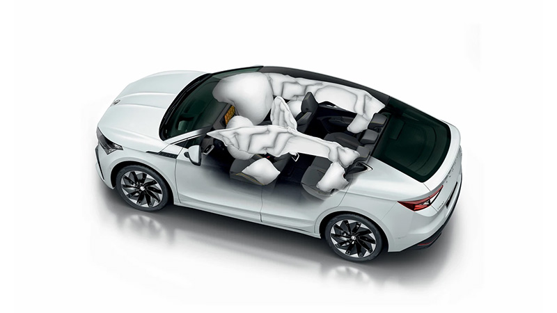 skoda enyaq coupe iv bezpecnost je prioritou