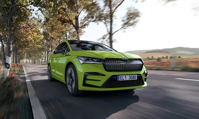 ŠKODA ENYAQ COUPÉ RS iV - Asistovaná jízda 2.5