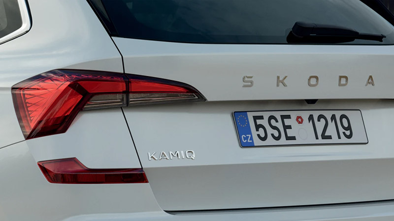 skoda kamiq monte carlo zadni top led svetla